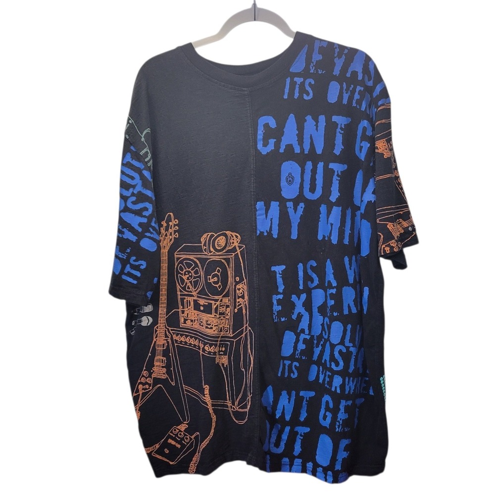 Eight 732 Studios Mens 2XL Graphic T-Shirt Black‎ Blue Orange Music Guitar 
E662